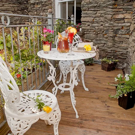 מלון Boutique & Hot Tubs ווינדרמר