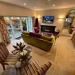 Boutique & Hot Tubs 4*