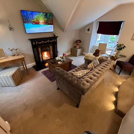 Boutique & Hot Tubs