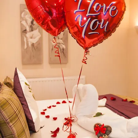 Hotel Boutique & Hot Tubs 4*