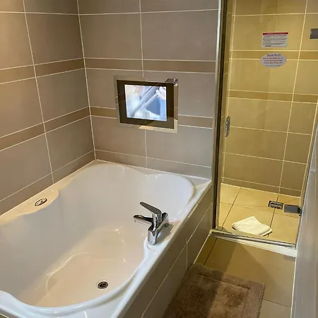 Hotel Boutique & Hot Tubs Windermere