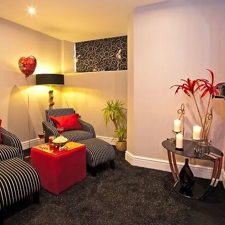 Boutique & Hot Tubs