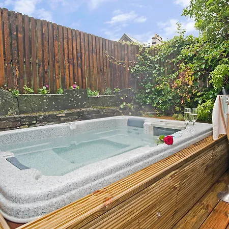 Hotel Boutique & Hot Tubs
