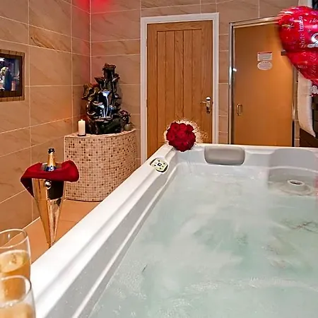 Boutique Suites&hot Tubs Windermere