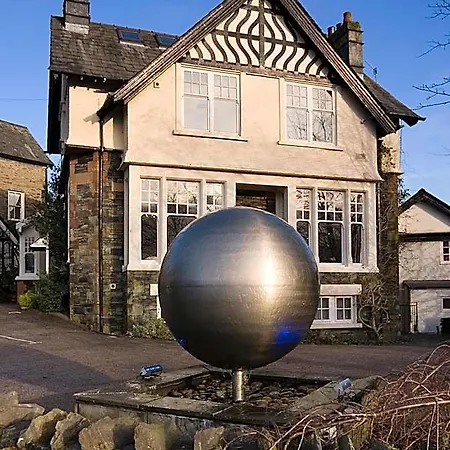 Boutique & Hot Tubs