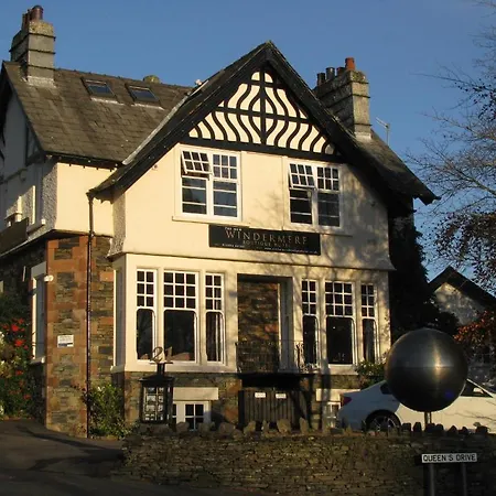 Boutique & Hot Tubs 4* Windermere
