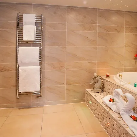 Boutique & Hot Tubs Windermere