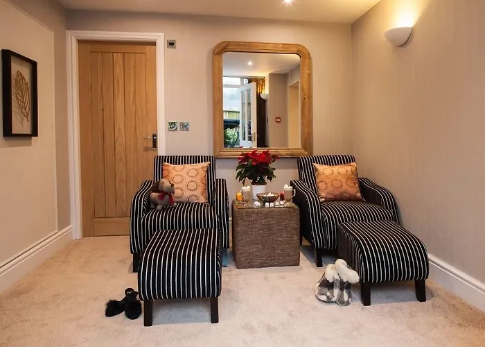 Boutique & Hot Tubs 酒店