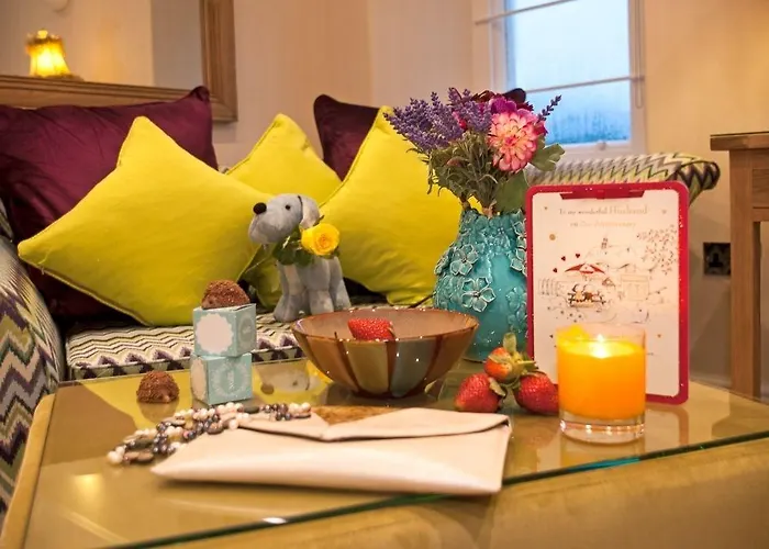 Boutique & Hot Tubs 4* Windermere