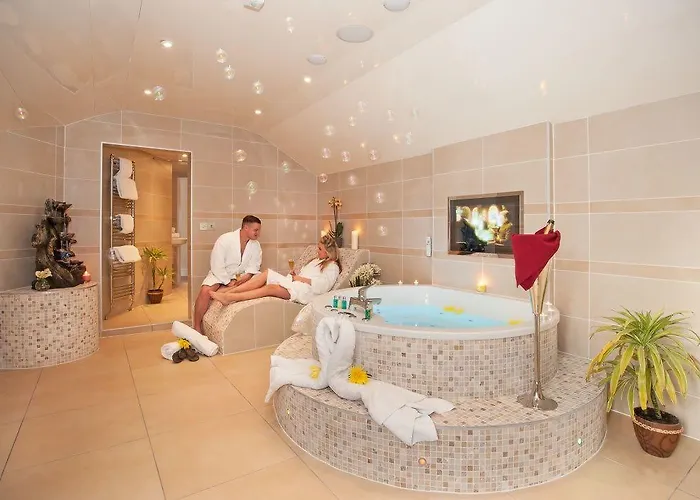 Boutique & Hot Tubs 4* 温德米尔