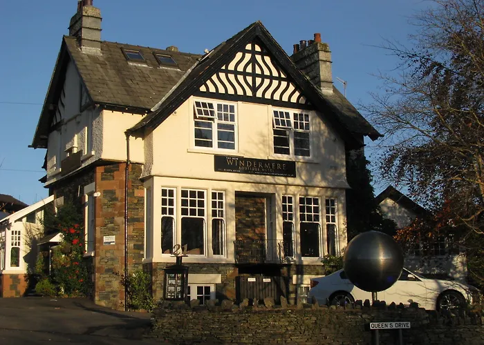 Boutique & Hot Tubs Hotel 4*