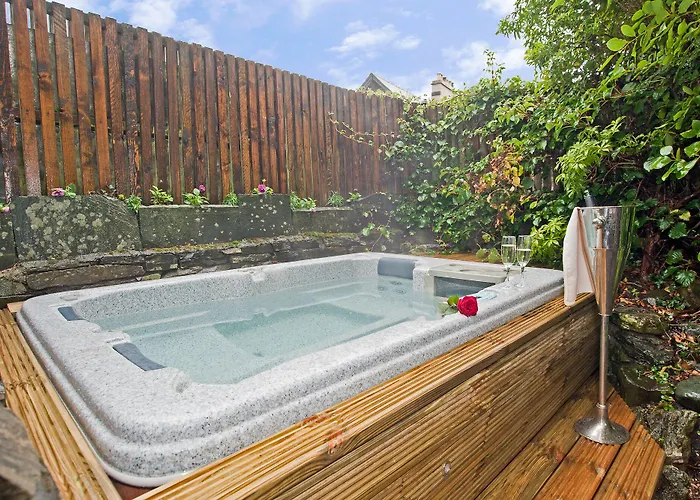 酒店 Boutique & Hot Tubs