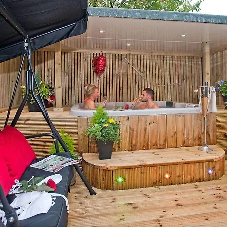 Boutique & Hot Tubs Windermere